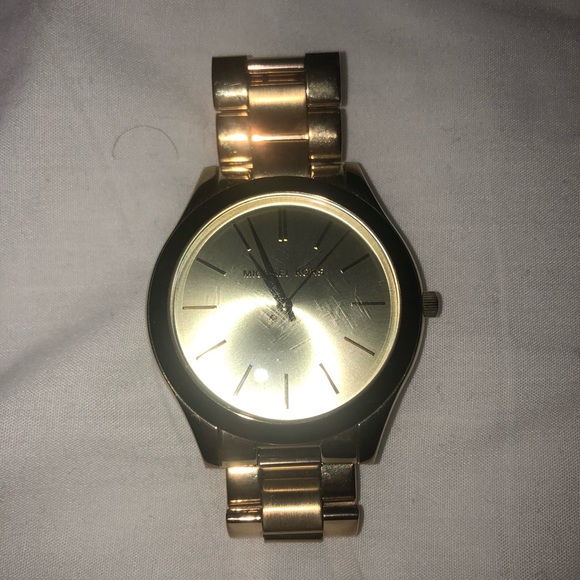 Michael Kors Watch. Gold.